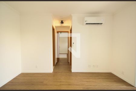 Sala de apartamento à venda com 2 quartos, 52m² em Paraíso do Morumbi, São Paulo