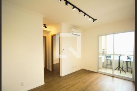 Sala de apartamento à venda com 2 quartos, 52m² em Paraíso do Morumbi, São Paulo