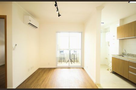 Sala de apartamento à venda com 2 quartos, 52m² em Paraíso do Morumbi, São Paulo