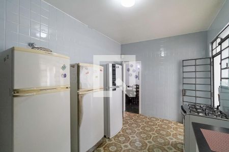 Casa à venda com 339m², 3 quartos e 8 vagas Casa à venda com 339m², 3 quartos e 8 vagasCozinha