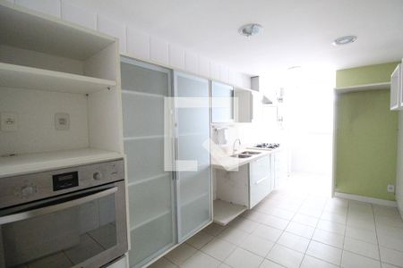 Apartamento à venda com 97m², 3 quartos e 2 vagasCozinha