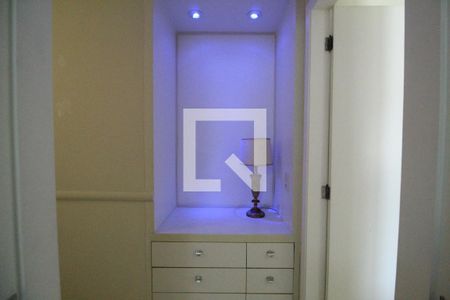 Apartamento à venda com 97m², 3 quartos e 2 vagasQuarto 2