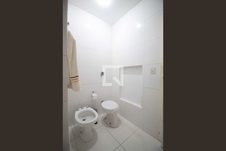 Apartamento à venda com 214m², 4 quartos e 1 vagaBanheiro social