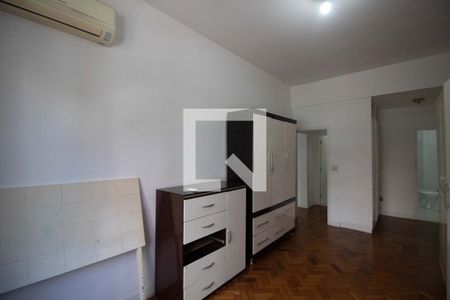 Apartamento à venda com 214m², 4 quartos e 1 vagasuíte 1