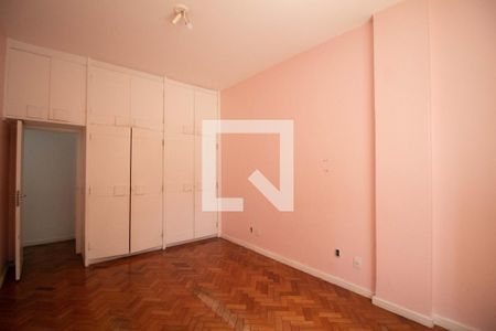 Apartamento à venda com 214m², 4 quartos e 1 vagaQuarto 2