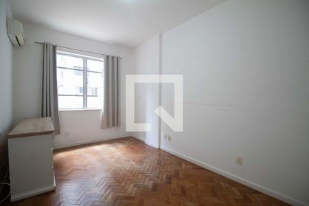 Apartamento à venda com 214m², 4 quartos e 1 vagaSuíte 2