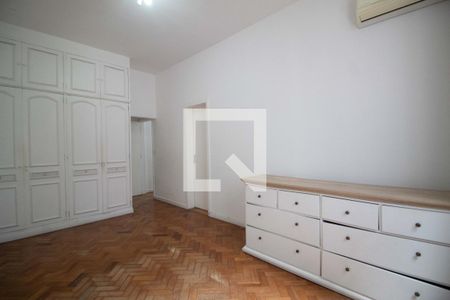 Apartamento à venda com 214m², 4 quartos e 1 vagaSuíte 2