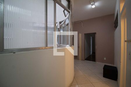 Apartamento à venda com 214m², 4 quartos e 1 vagaÁrea de serviço