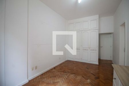 Apartamento à venda com 214m², 4 quartos e 1 vagaSuíte 2
