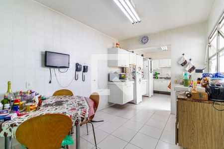 Apartamento para alugar com 260m², 3 quartos e 3 vagasCozinha