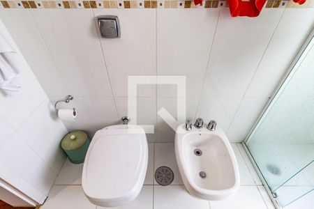 Apartamento para alugar com 260m², 3 quartos e 3 vagasBanheiro da Suíte 2