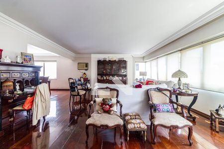 Sala de apartamento à venda com 3 quartos, 260m² em Cerqueira César, São Paulo