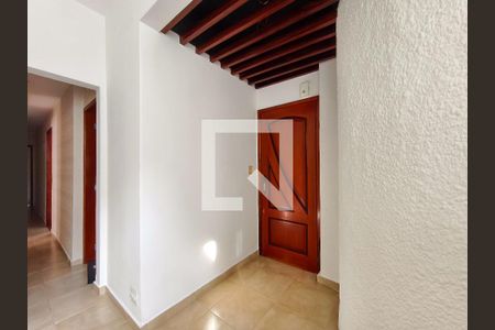 Apartamento à venda com 165m², 3 quartos e 1 vagaEntrada