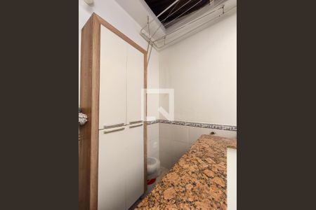 Apartamento à venda com 165m², 3 quartos e 1 vagaÁrea de Serviço