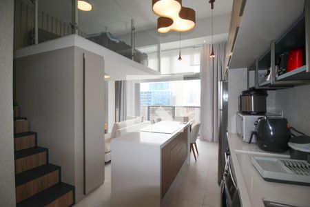 Cozinha de apartamento para alugar com 1 quarto, 37m² em Indianópolis, São Paulo