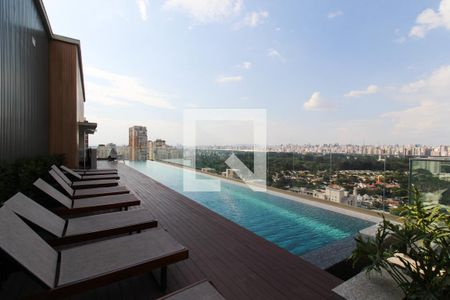 Apartamento para alugar com 37m², 1 quarto e 1 vaga Apartamento para alugar com 37m², 1 quarto e 1 vagaÁrea comum - Piscina