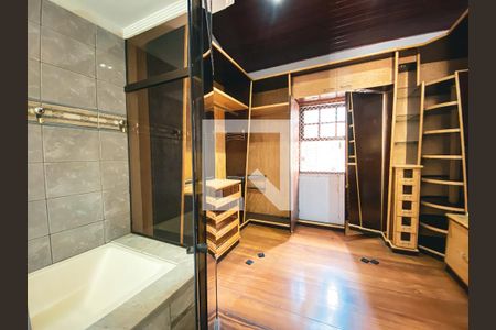 Casa de condomínio para alugar com 163m², 3 quartos e 2 vagasQuarto 2