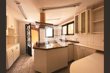 Casa de condomínio para alugar com 163m², 3 quartos e 2 vagasCozinha