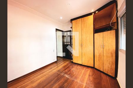 Quarto 1 de casa de condomínio para alugar com 3 quartos, 163m² em Jardim Lucia, São Paulo