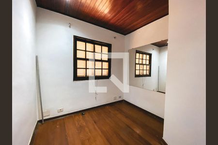 sala 2 de casa de condomínio para alugar com 3 quartos, 163m² em Jardim Lucia, São Paulo