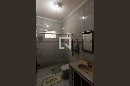 Casa à venda com 168m², 3 quartos e 2 vagas Casa à venda com 168m², 3 quartos e 2 vagasBanheiro