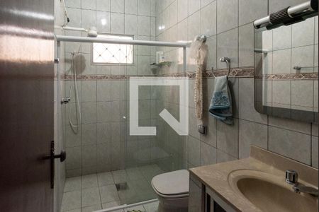 Casa à venda com 168m², 3 quartos e 2 vagas Casa à venda com 168m², 3 quartos e 2 vagasBanheiro