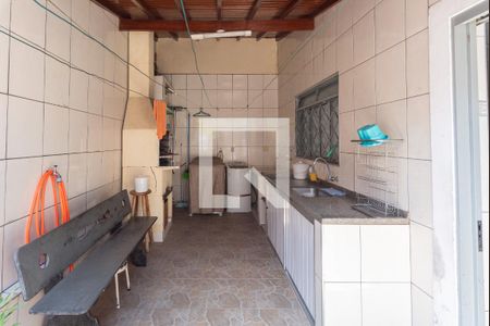 Casa à venda com 168m², 3 quartos e 2 vagas Casa à venda com 168m², 3 quartos e 2 vagasEspaço Gourmet