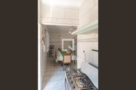 Casa à venda com 168m², 3 quartos e 2 vagas Casa à venda com 168m², 3 quartos e 2 vagasCozinha
