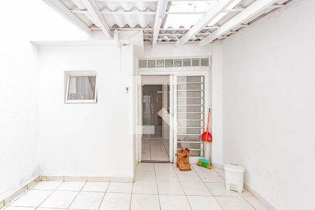 Casa para alugar com 84m², 2 quartos e 1 vaga Casa para alugar com 84m², 2 quartos e 1 vagaQuintal/Churrasqueira