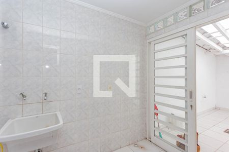 Casa para alugar com 84m², 2 quartos e 1 vaga Casa para alugar com 84m², 2 quartos e 1 vagaÁrea de Serviço