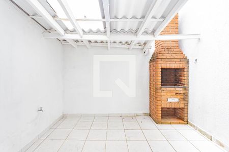 Casa para alugar com 84m², 2 quartos e 1 vaga Casa para alugar com 84m², 2 quartos e 1 vagaQuintal/Churrasqueira