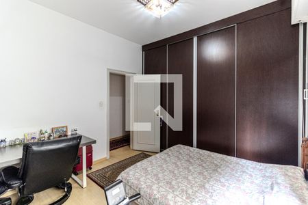 Apartamento para alugar com 277m², 3 quartos e 2 vagasSuíte 1