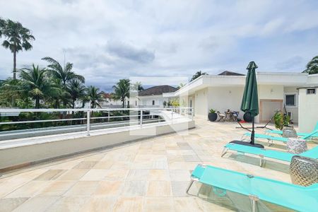 Casa de condomínio para alugar com 840m², 6 quartos e 7 vagasvaranda