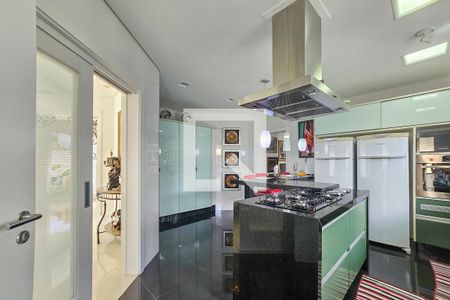 Casa de condomínio para alugar com 840m², 6 quartos e 7 vagasCozinha