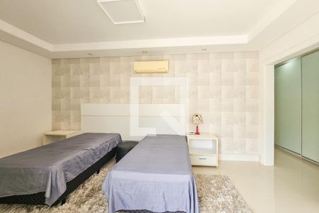 Casa de condomínio para alugar com 840m², 6 quartos e 7 vagassuíte 5