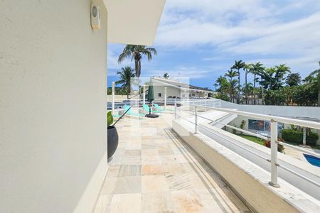 Casa de condomínio para alugar com 840m², 6 quartos e 7 vagasvaranda