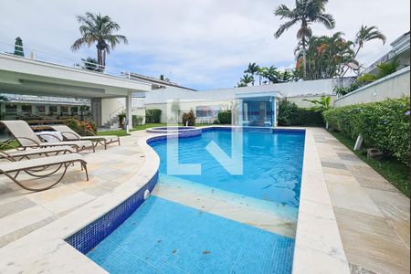 Casa de condomínio para alugar com 840m², 6 quartos e 7 vagasÁrea de Lazer privativa 