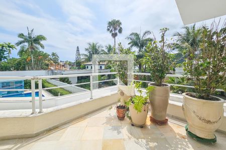 Casa de condomínio para alugar com 840m², 6 quartos e 7 vagasvaranda 