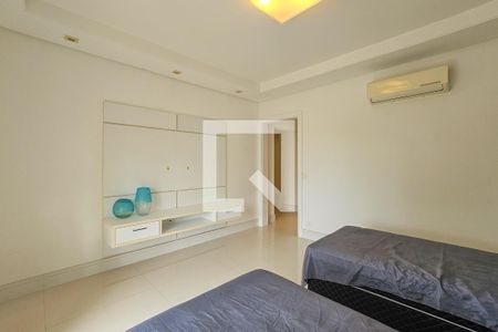 Casa de condomínio para alugar com 840m², 6 quartos e 7 vagasSuite 7