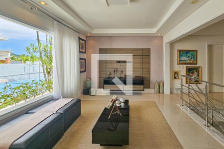 Casa de condomínio para alugar com 840m², 6 quartos e 7 vagasSala