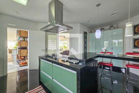 Casa de condomínio para alugar com 840m², 6 quartos e 7 vagasCozinha