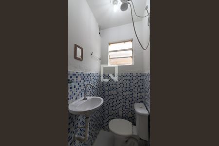 Casa para alugar com 108m², 3 quartos e 2 vagas Casa para alugar com 108m², 3 quartos e 2 vagasBanheiro de Serviço