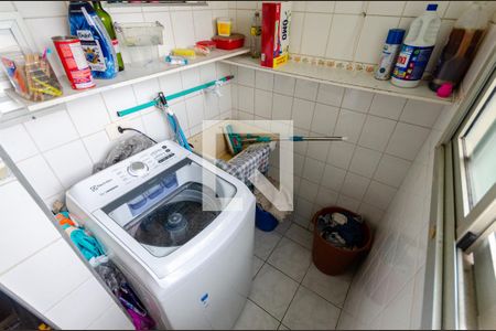 Apartamento à venda com 72m², 2 quartos e 1 vaga Apartamento à venda com 72m², 2 quartos e 1 vagaÁrea de Serviço