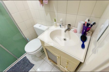 Apartamento à venda com 72m², 2 quartos e 1 vaga Apartamento à venda com 72m², 2 quartos e 1 vagaBanheiro