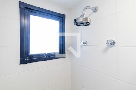 Banheiro de apartamento para alugar com 2 quartos, 44m² em Butantã, São Paulo