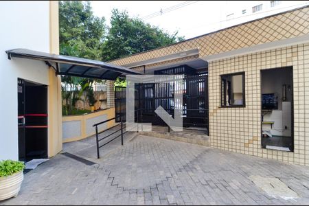 Apartamento à venda com 79m², 2 quartos e 1 vaga Apartamento à venda com 79m², 2 quartos e 1 vagaFachada