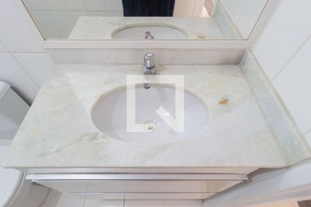 Apartamento para alugar com 74m², 3 quartos e 2 vagasDetalhe Banheiro - Social
