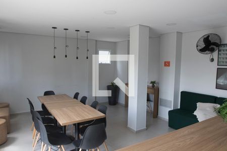 Apartamento para alugar com 27m², 1 quarto e sem vagaÁrea comum - Salão de festas
