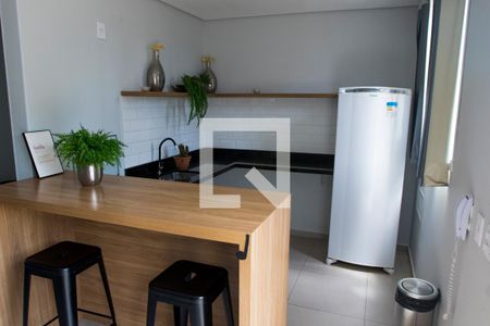 Apartamento para alugar com 27m², 1 quarto e sem vagaÁrea comum - Salão de festas