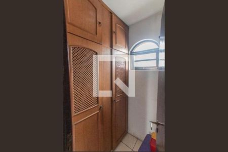 Foto 15 de casa à venda com 5 quartos, 325m² em Vila Leonor, São Paulo